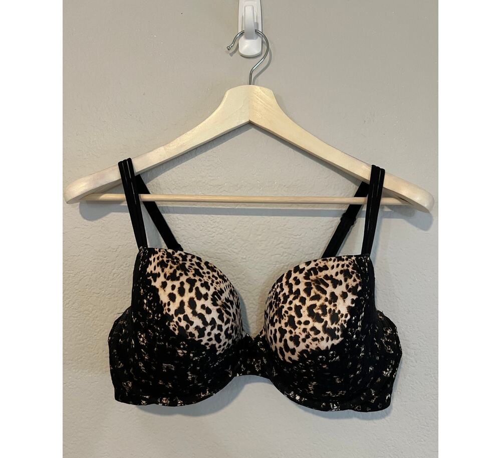Victorias Secret Cheetah and Back Convertible Bra Size 38 DD